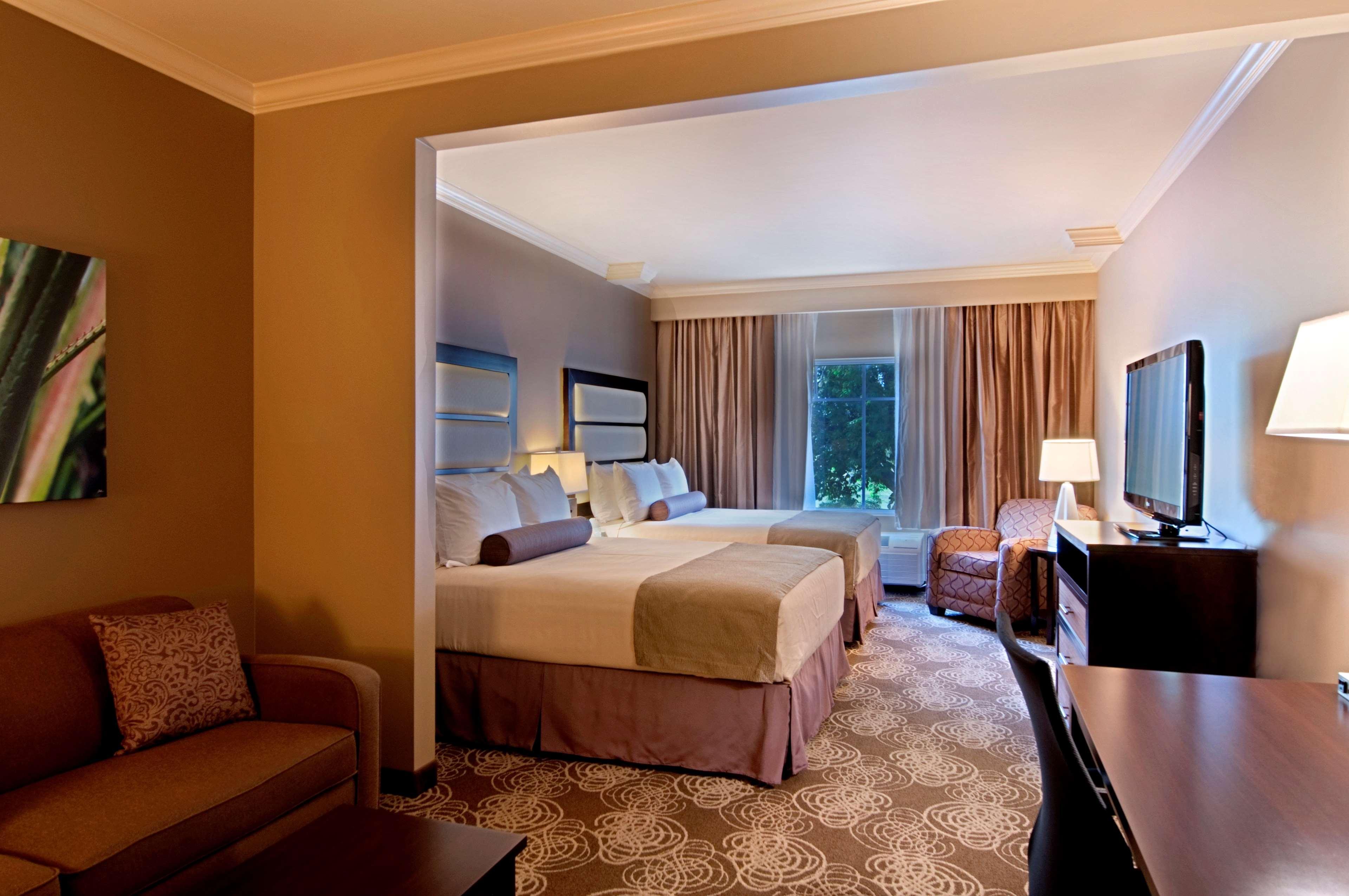 Best Western Plus Miami Airport North Hotel & Suites Майами-Спрингс Экстерьер фото